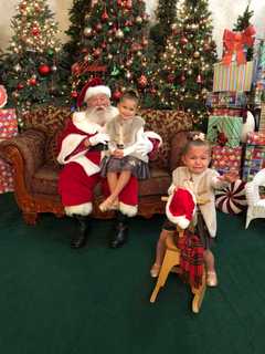 RESULTS ARE IN: These New Jersey Families Totally Nailed This Whole Christmas Card Thing