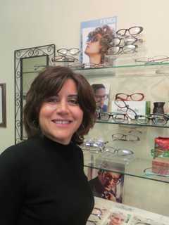 Three Decades & Counting: Larchmont Optician Keeps Her Eye On The Prize