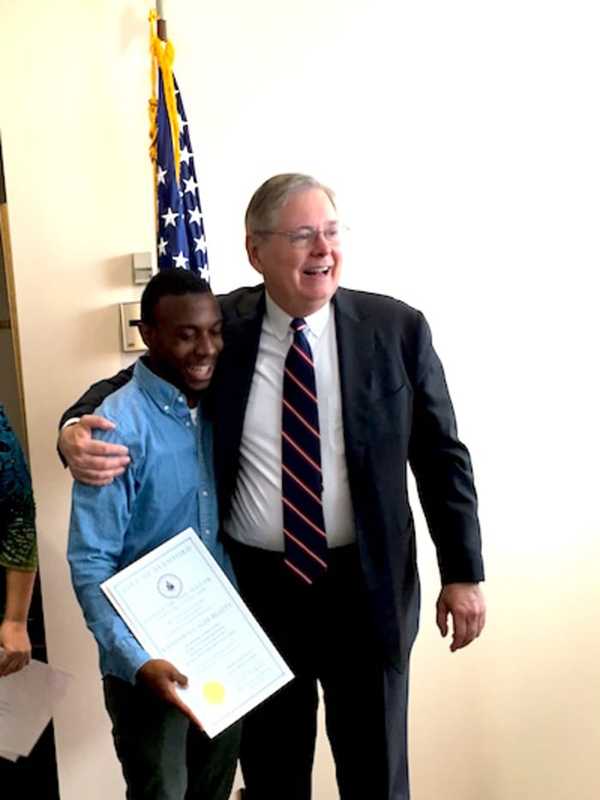 Friend & Stranger Team Up To Save Young Man On I-95 Overpass