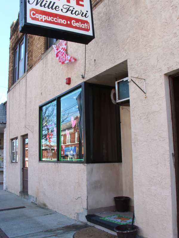 Lyndhurst Cafe 'Percolates' With European Charm
