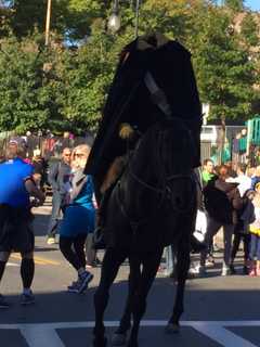 Headless Horseman Leads Runners, Tourists Fill Sleepy Hollow 