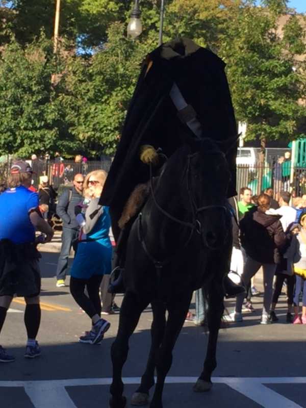 Headless Horseman Leads Runners, Tourists Fill Sleepy Hollow 