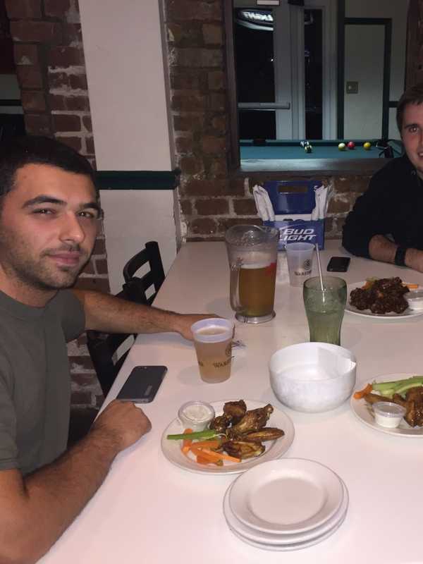 Uncle Henry's In Harrison Wins DVlicious 'Best Wings In Westchester' 