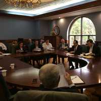 <p>Bridgeport officials discuss traffic along the I-95 corridor with Mayor Joe Ganim and U.S. Sen. Chris Murphy.</p>