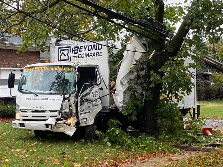 The driver wasn&#x27;t seriously injured in the River Road crash in Fair Lawn.