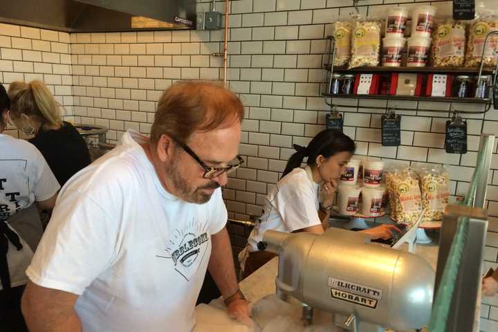 Milkcraft Ice Creamery Mooo-ves Into Brick Walk In Fairfield