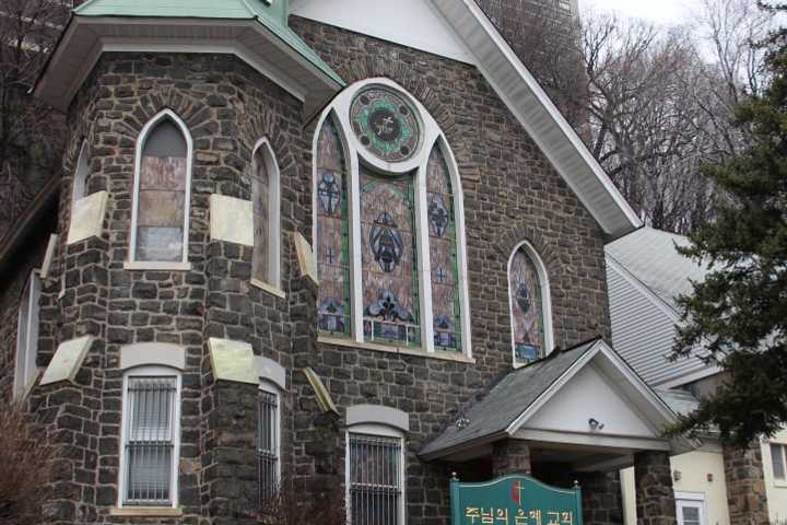 Hundreds Unite To Save 100-Year-Old Edgewater Church From Demolition