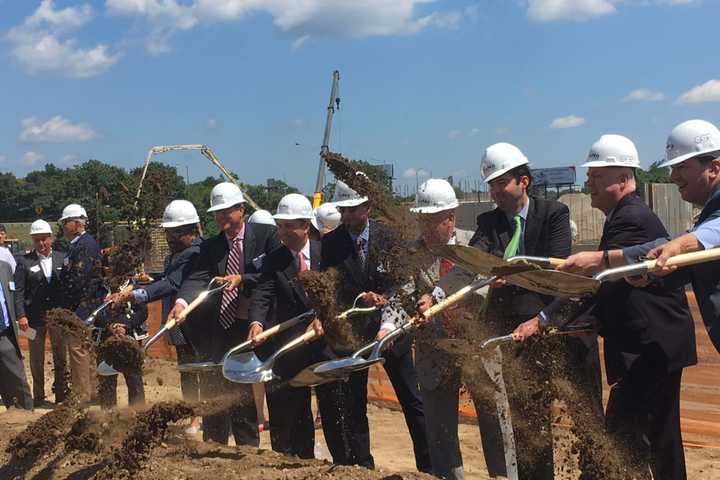 Wall Street Journal Examines 'Unthinkable' Decision To Build Mall In SoNo