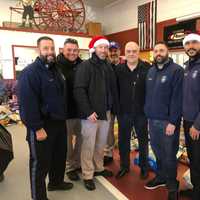 <p>Lodi police with Vince &quot;Johnny Sack&quot; Curatola (center).</p>