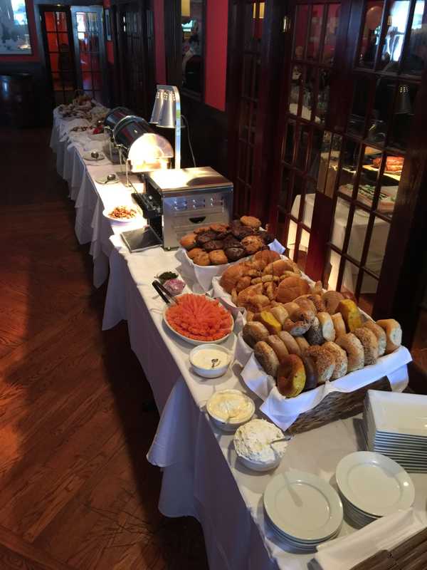 Mahopac's Chophouse Grille, DVlicious Finalist, Wins Raves For Buffet