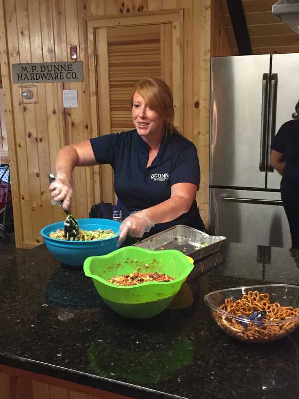Norwalk Families Dig Into Healthy Cooking & Gardening Program