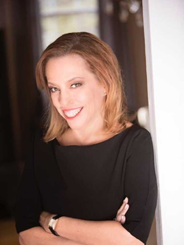 For Westport Woman, Life Begins Après Divorce