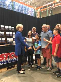 Chappaqua's Hillary Clinton Draws Big Crowd At First Book Signing In Area