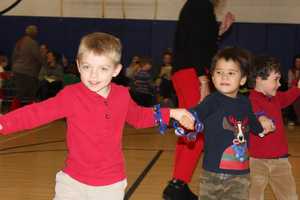 Darien's Holly Pond School Celebrates Holidays With Concert