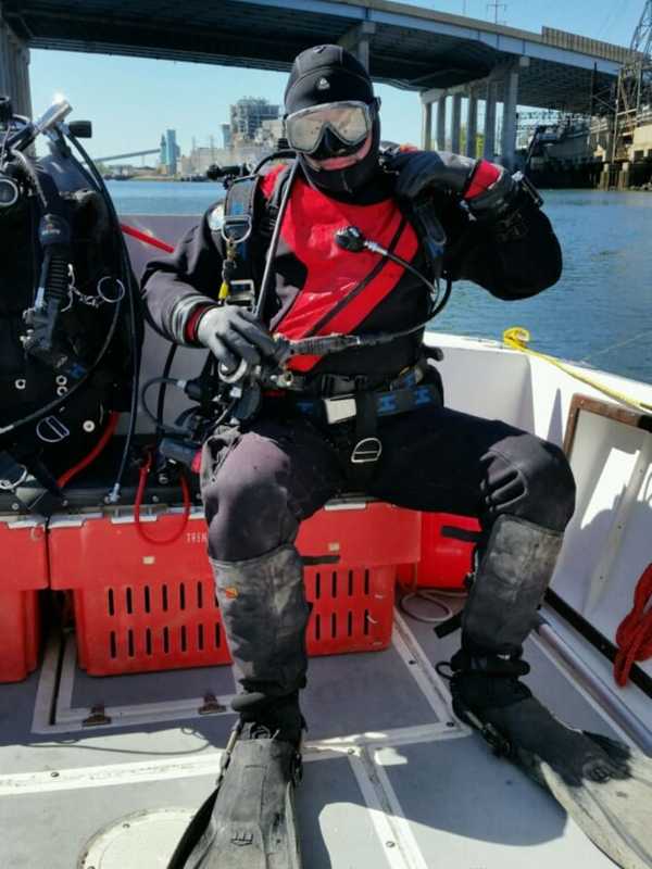 Diver From Bridgeport Will Reveal Secrets From The Deep At Scuba Seminar