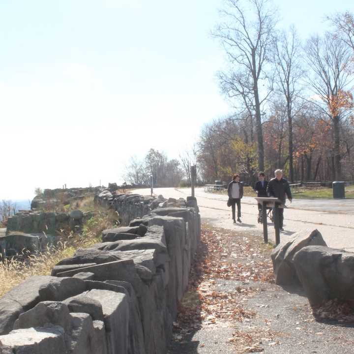 Stateline Lookout at Palisades Interstate Park in Alpine.