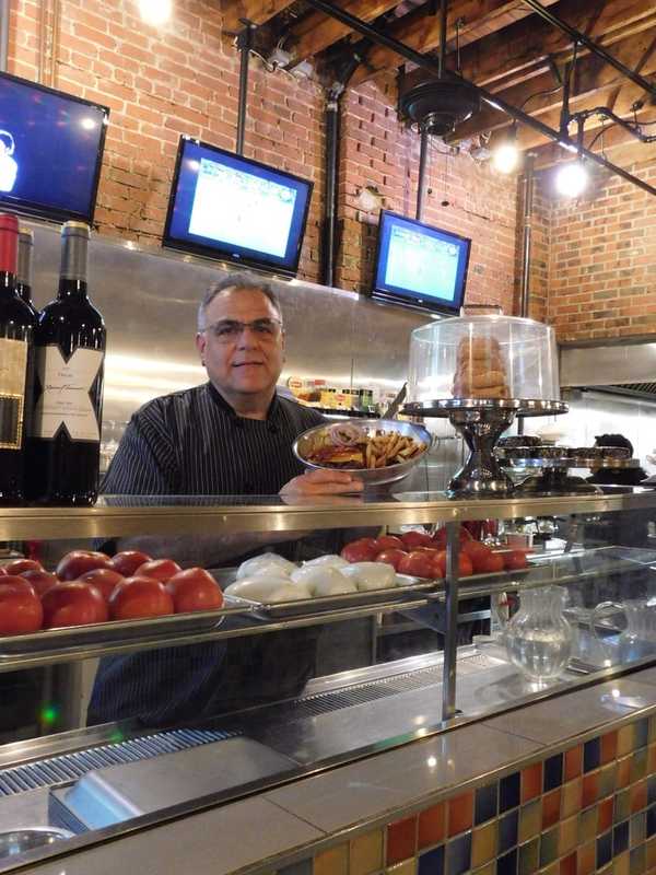 AJ's Burgers In New Rochelle Competes For DVlicious 'Family-Friendly' Win