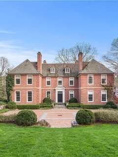 $9.8M North Salem Estate Has Tennis Court, Gym, Pool, Wine Cellar