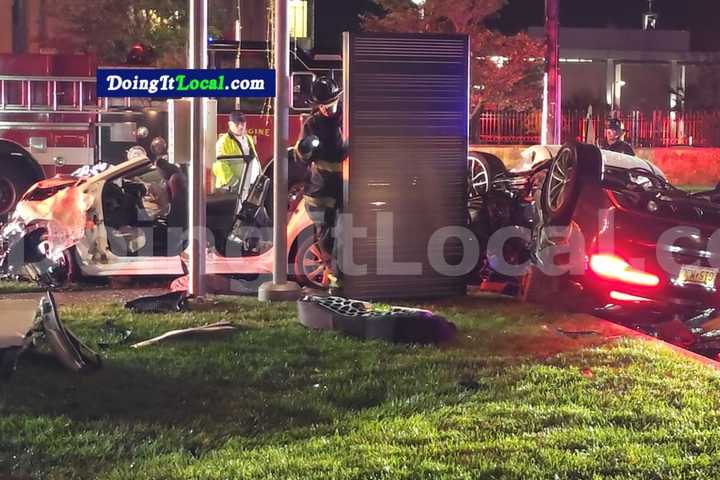 New Update: 5 Sacred Heart University Students Among 6 Critically Injured In Crash Near Campus