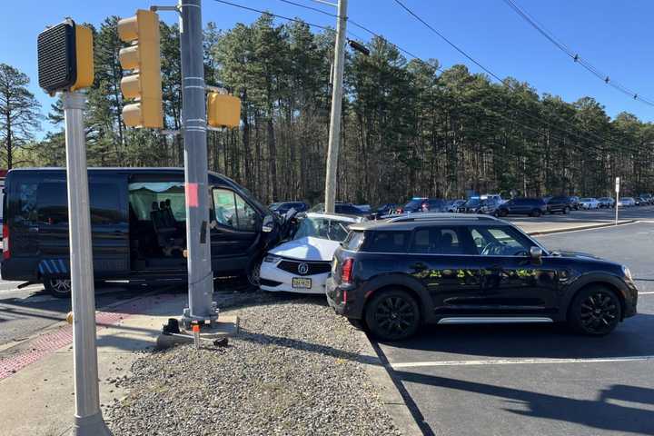 11 Students, Two Drivers Hospitalized After Manchester Township Crash