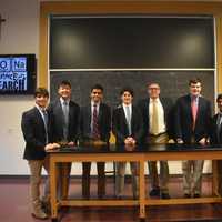 Iona Prep Launches Science Research Program