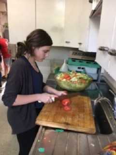 Irvington Middle School Students Serve Families In Need