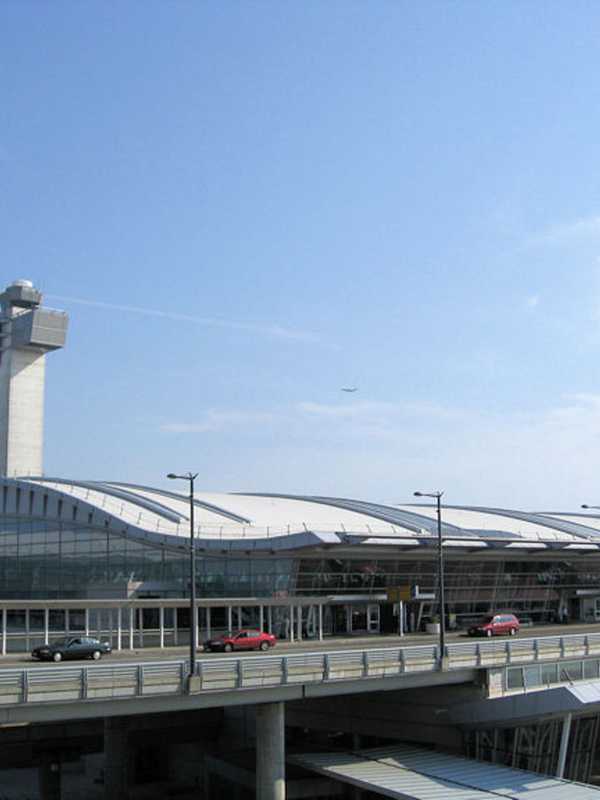 Danbury Woman Asked To Bring Loaded Guns Onto Plane, Police Say