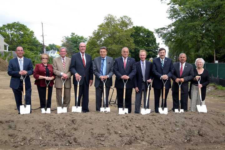 A groundbreaking was held for Gateway Homes in Peekskill.