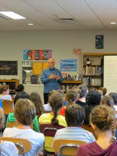 'The Misfits' Author Discusses Middle School Life With Briarcliff Students