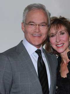 CBS News Anchor, Wife Will Be Auctioneers At Darien's ABC Gala