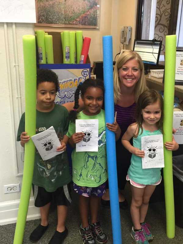 Putnam Valley Promotes Summer Reading