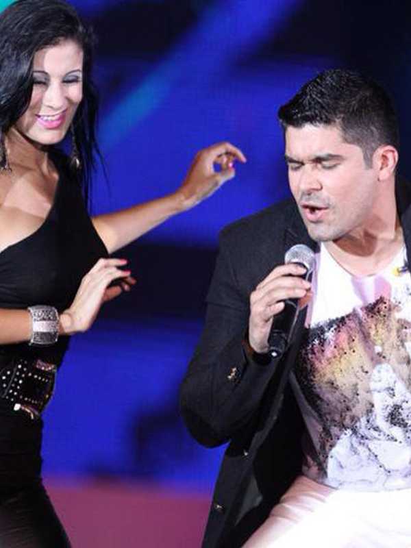 Salsa Singer Jerry Rivera Performs At Englewood's Bergen Center