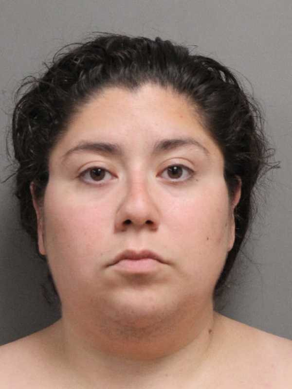 29-Year-Old Woman Accused Of Stabbing Man Multiple Times In Back At Hicksville Home