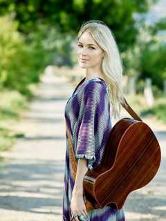 Jewel Brings 'Picking Up The Pieces' Tour To Ridgefield Playhouse