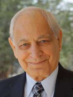 Lifelong Shelton Resident To Be Honored At Lincoln-Reagan Dinner