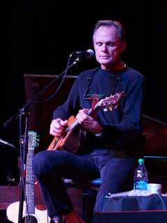 Folk Singer Jonathan Edwards To Play Daryl's House Club In Pawling