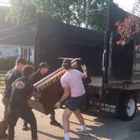 <p>Junk Teens removing trash</p>