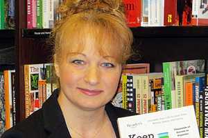 Expert Gives Living-Space Organizing Tips In Wyckoff