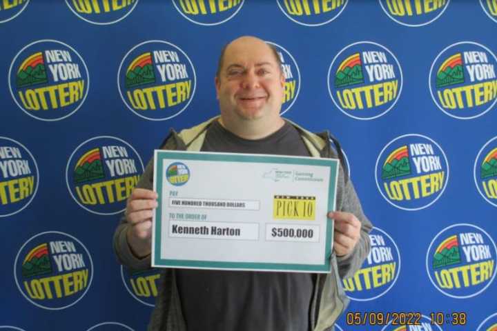 Man Claims $500K Lottery Prize From Ticket Purchased In Hudson Valley