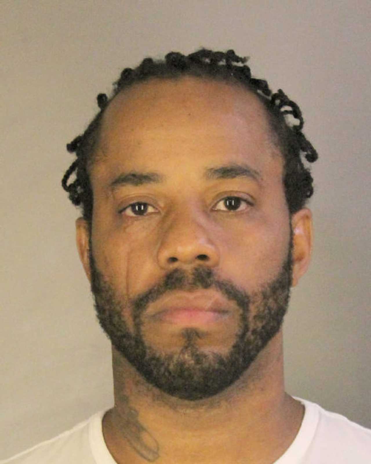 Long Island Man Injures Officer While Being Booked On Domestic Violence ...