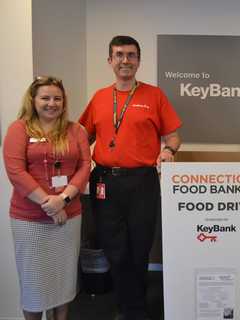 KeyBank Collects Hosts Drive In Shelton To Benefit Connecticut Food Bank