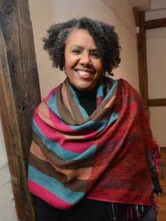 Westport Singer Takes Residents On Journey With One-Woman Show