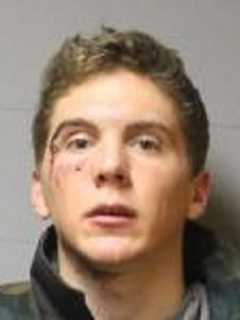 Southeast Man Charged With DWI After Hit-And-Run Crash On I-84, Police Say