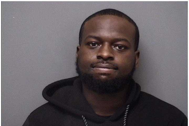 Man Charged With DUI After Two-Vehicle Crash In Darien