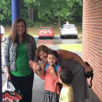 <p>Lakelands younger students prepare to enter school and begin the 2016-2017 year.</p>