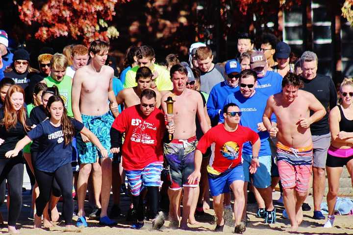 Stony Point Lake Plunge Raises $25K For Special Olympics