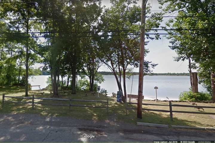 Victim Hit With Bat, Shot With BB Gun In Assault By Group At Lake Ronkonkoma Park, Police Say