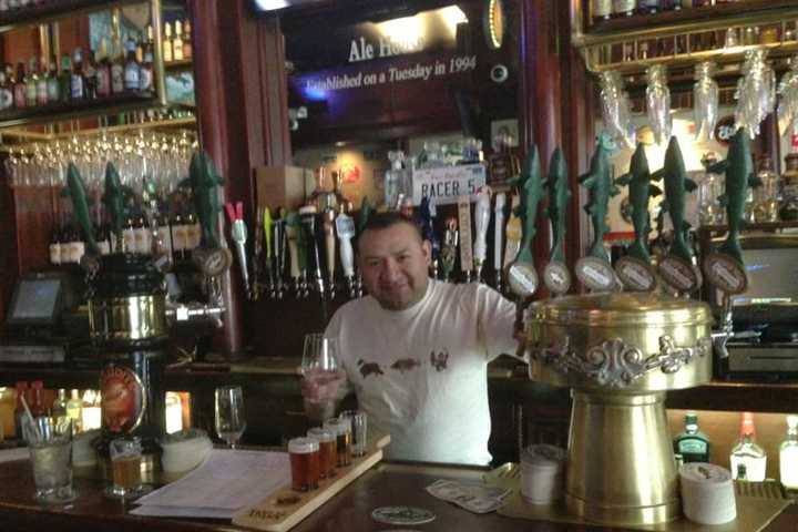 White Plains' Lazy Boy Saloon Earns DVlicious 'Best Craft Beer Bar' Nod