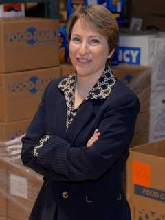 Elmsford-Based Food Bank For Westchester Picks City Harvest's Leslie Gordon