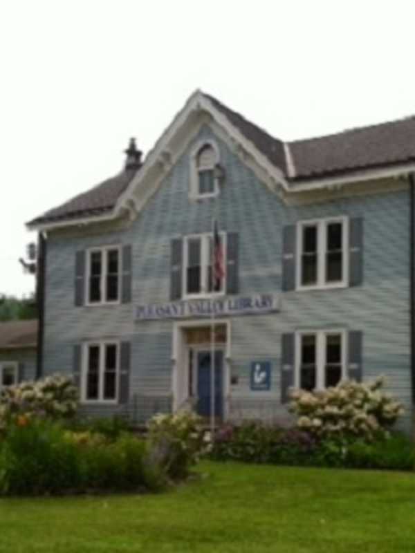 Kids Can Make Crafts At Pleasant Valley Library